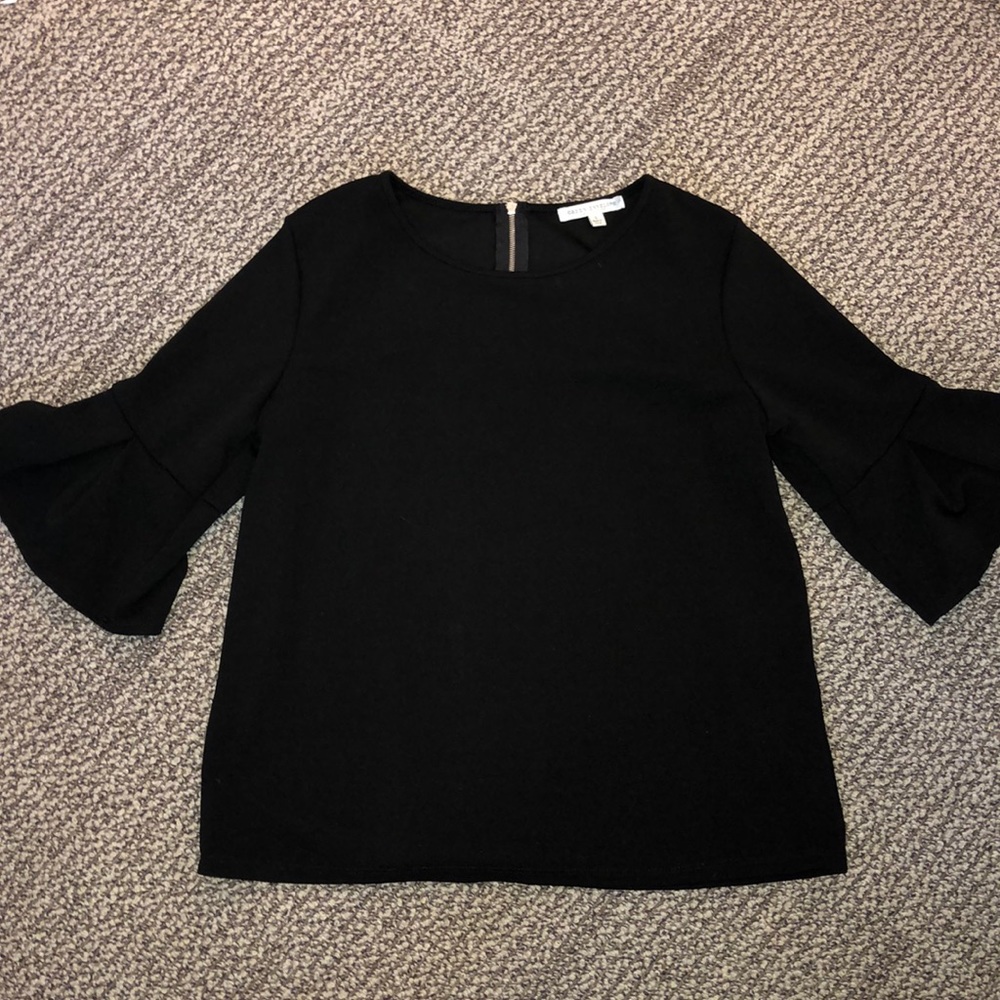 Black quarter sleeve dress shirt